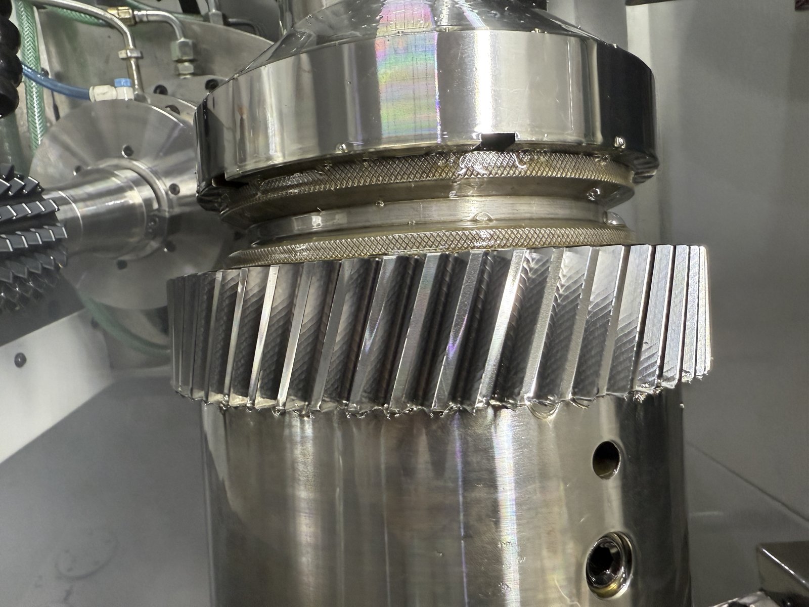 Helical gear hobbed on an Eifco machine